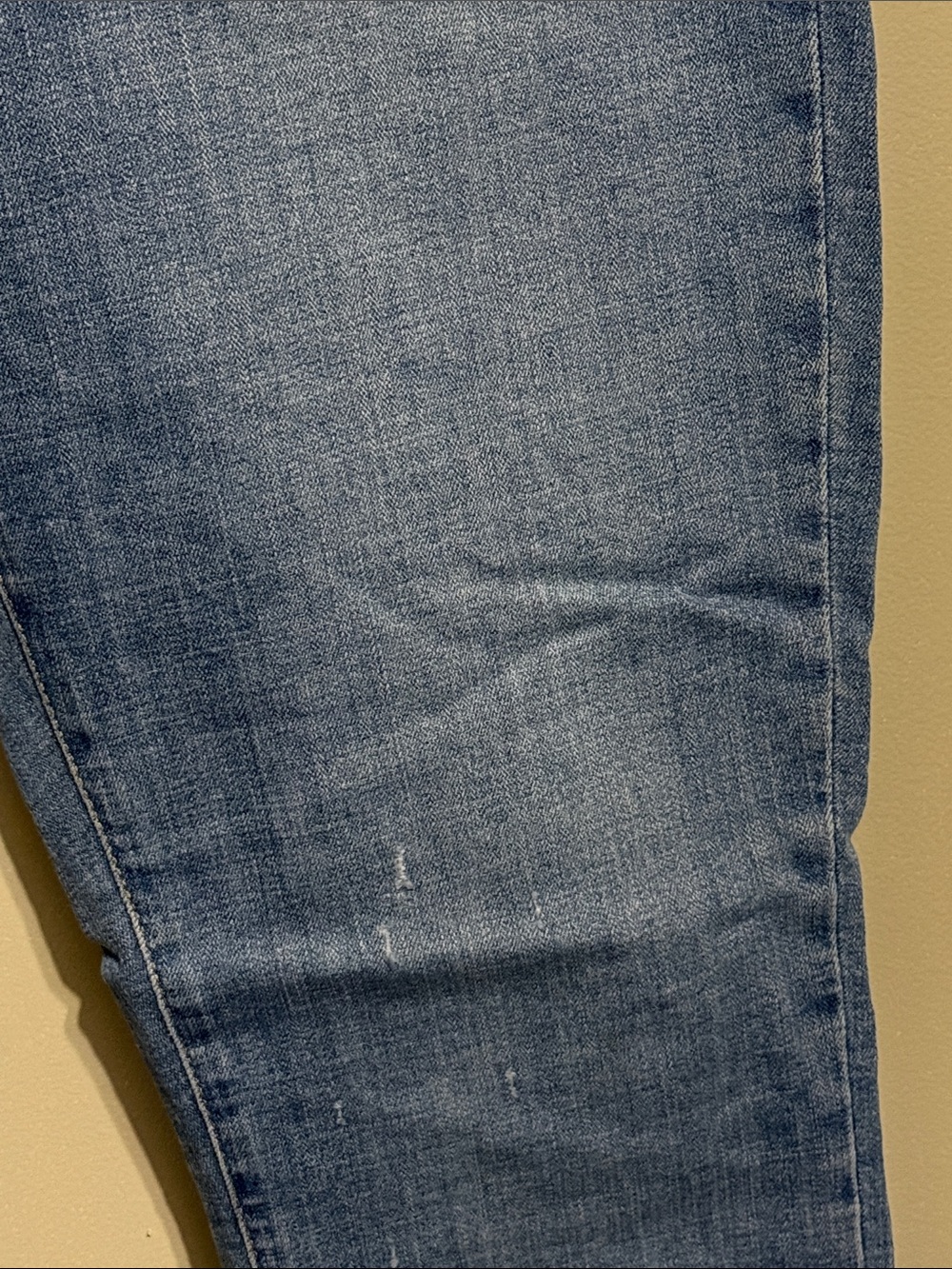 Classic Blue Women’s Mid-Rise Jeans - Picture 4 of 5